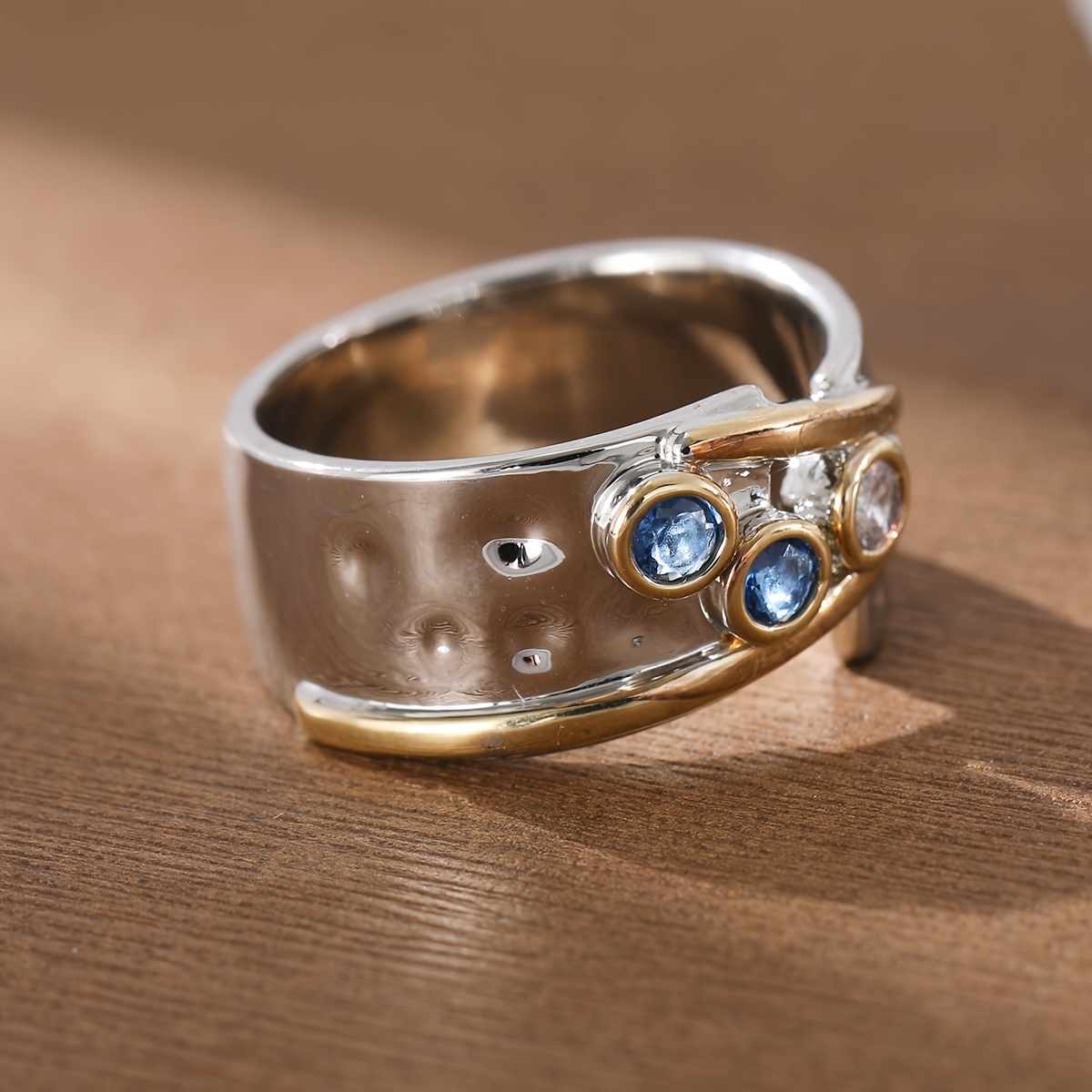 Women's French Retro Wide Band Ring, Hammered Texture